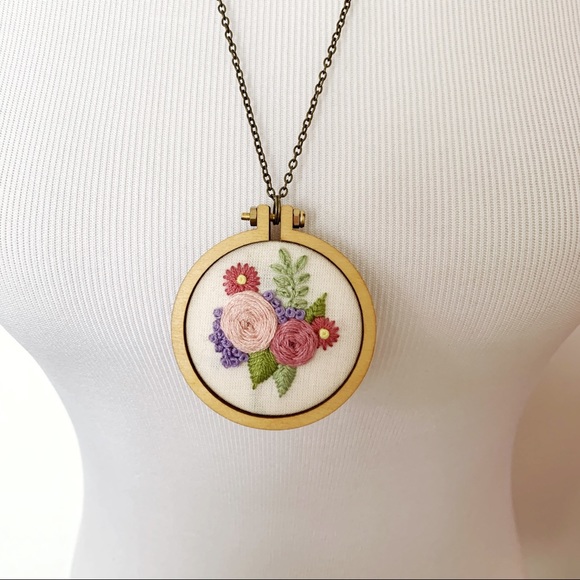 Handmade // Embroidered Flower Pendant Necklace - Picture 4 of 8